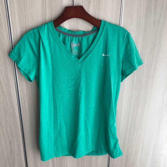 emerald green nike shirt